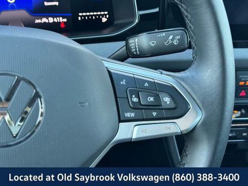 Certified 2025 Volkswagen Jetta SE image 36