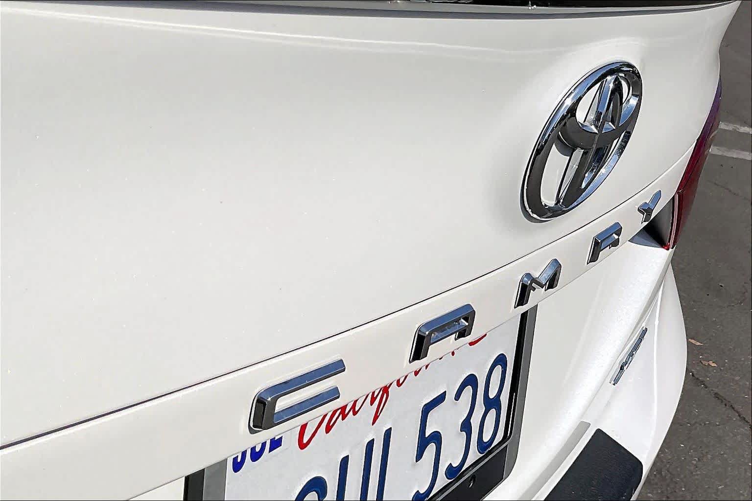 Used 2023 Toyota Camry XSE FWD image 30