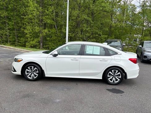 Used 2023 Honda Civic LX image 4