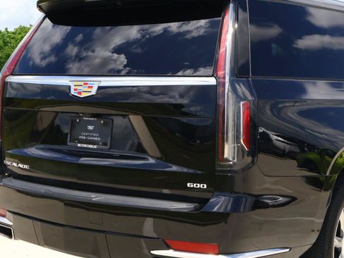 Certified 2024 Cadillac Escalade ESV Premium Luxury Platinum AWD/4WD image 11