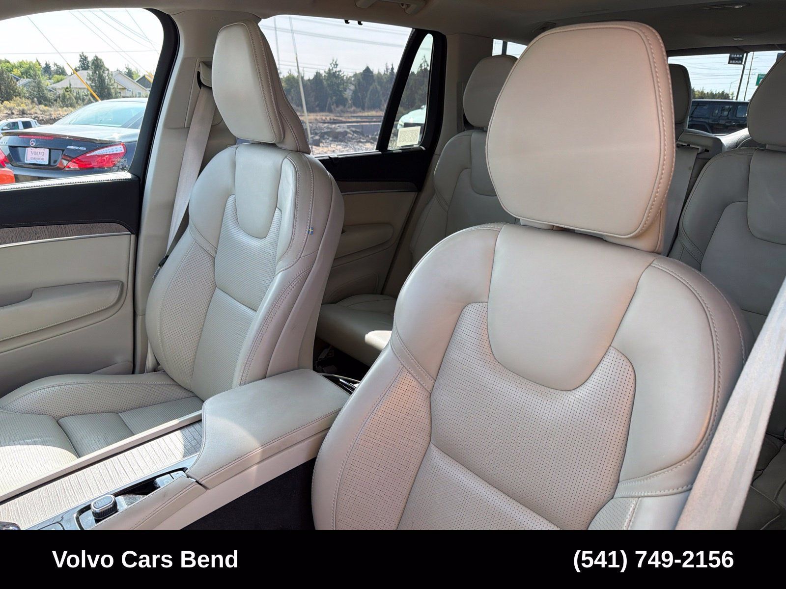Used 2023 Volvo XC90 B6 Ultimate w/ Protection Package Premier AWD/4WD image 19
