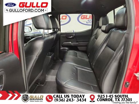 Used 2019 Toyota Tacoma TRD Off-Road image 16