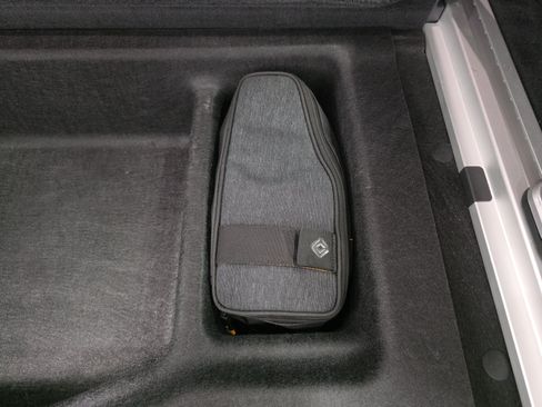 Used 2023 Rivian R1S Adventure AWD/4WD image 34