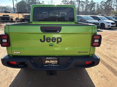 New 2026 Jeep Gladiator Sport image 9
