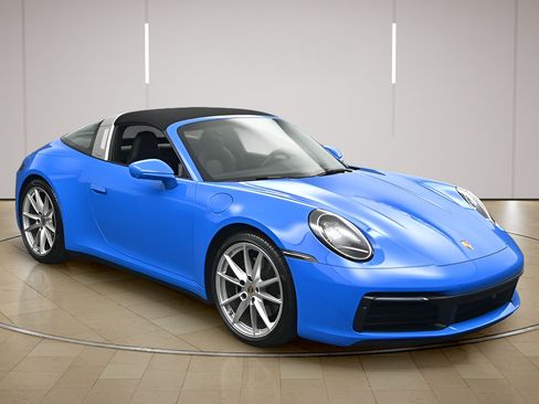 Certified 2022 Porsche 911 Targa 4S AWD/4WD image 30