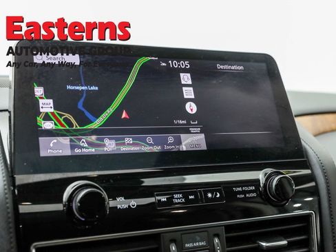 Used 2023 Nissan Armada SL w/ Captain's Chairs Package image 18