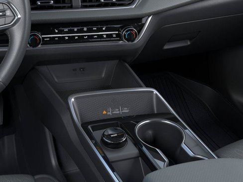 New 2026 Chevrolet Equinox LT w/ Convenience Package II FWD image 23
