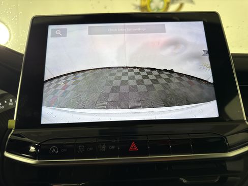 New 2026 Jeep Compass Latitude image 20