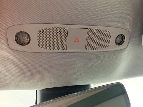 Used 2021 Tesla Model 3 Performance image 26