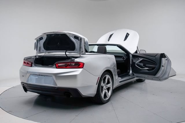 Used 2017 Chevrolet Camaro SS RWD image 21
