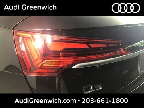 Used 2023 Audi Q5 2.0T Premium w/ Convenience Package AWD/4WD image 28
