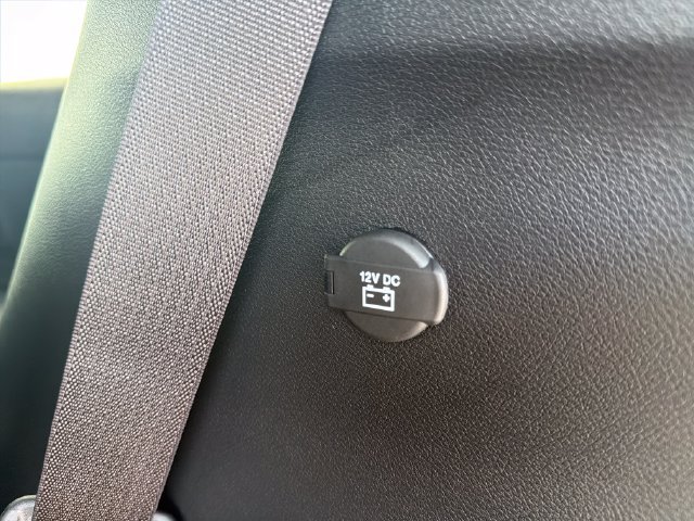 New 2027 Chrysler Pacifica Select FWD image 44