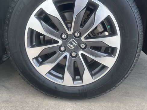 Used 2021 Honda Odyssey EX-L image 24