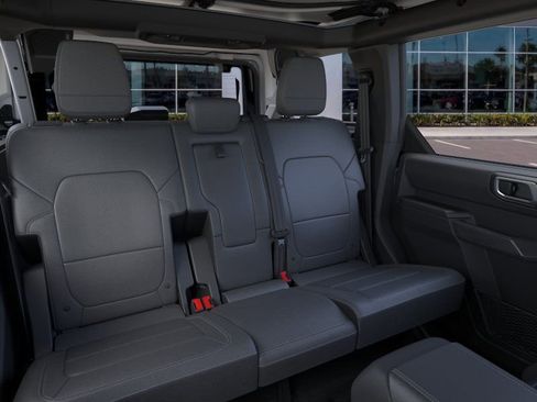 New 2026 Ford Bronco Outer Banks AWD/4WD image 11