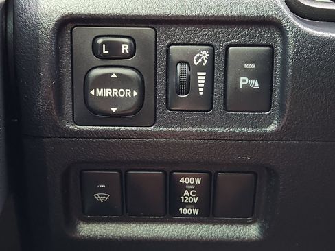 Used 2016 Toyota 4Runner Limited RWD image 23