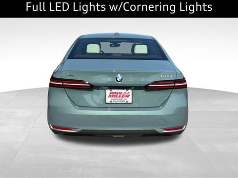 Used 2024 BMW 530i xDrive w/ Premium Package AWD/4WD image 7
