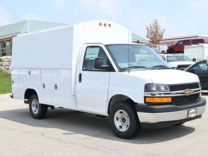 New 2025 Chevrolet Express 3500 Work Van w/ Power Convenience Package