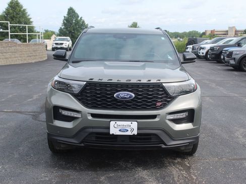 Used 2020 Ford Explorer ST w/ Premium Technology Package AWD/4WD image 8