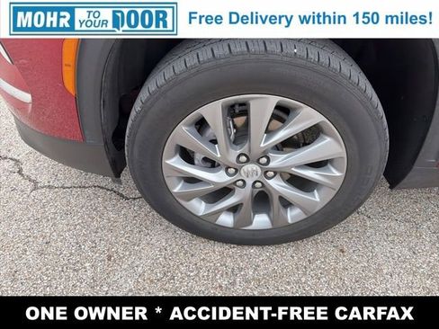 Used 2025 Buick Enclave Preferred image 9