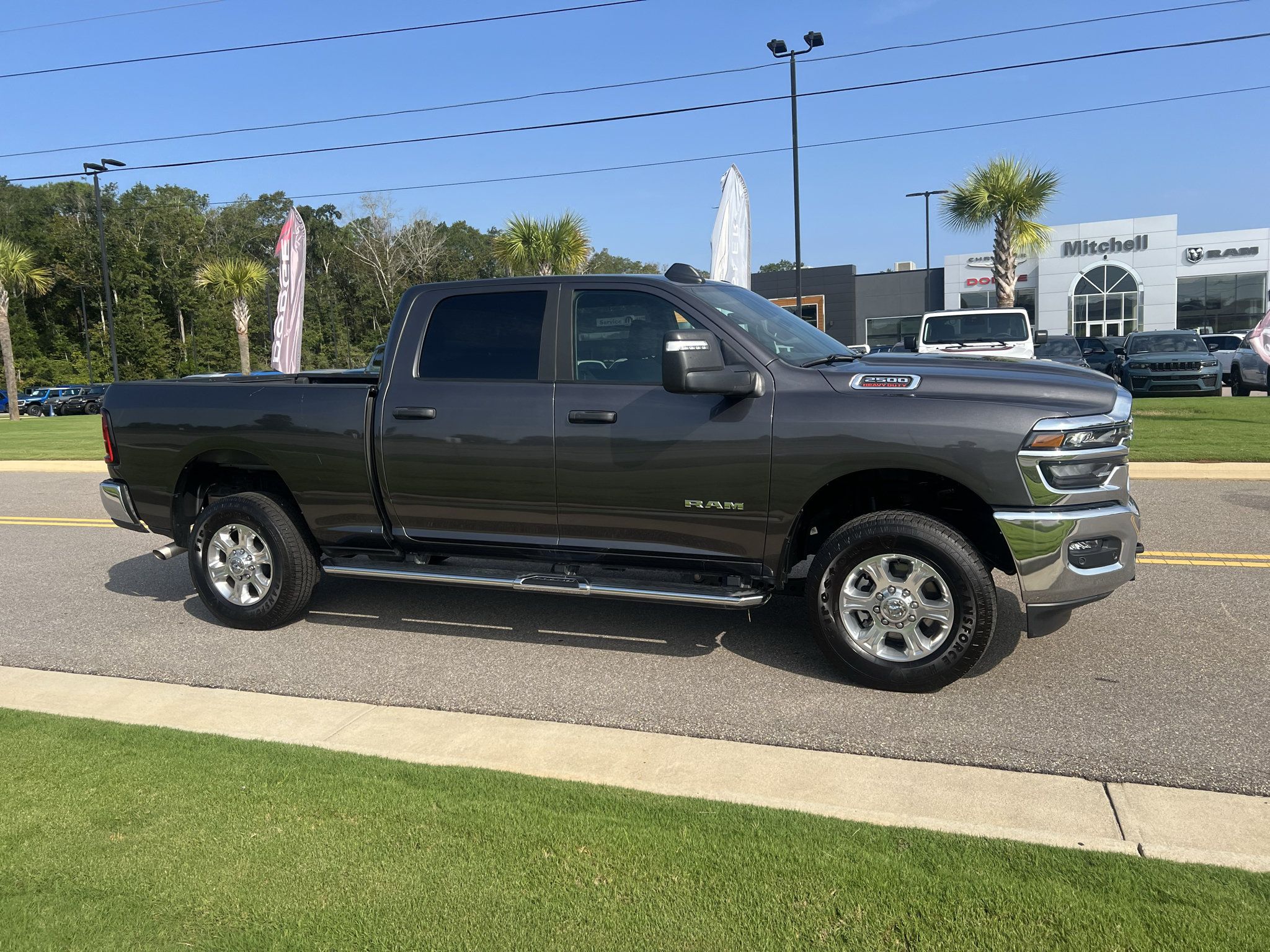 Certified 2026 RAM 2500 Big Horn AWD/4WD image 5