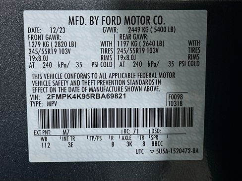 Used 2024 Ford Edge Titanium image 12