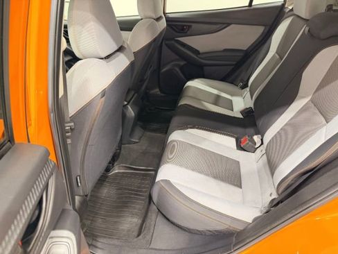 Used 2019 Subaru Crosstrek 2.0i Premium w/ Eyesight System image 32