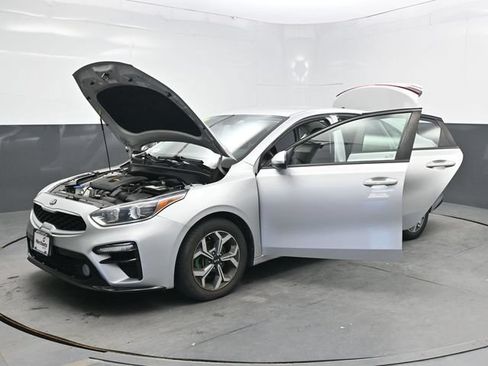 Used 2019 Kia Forte LXS FWD image 44