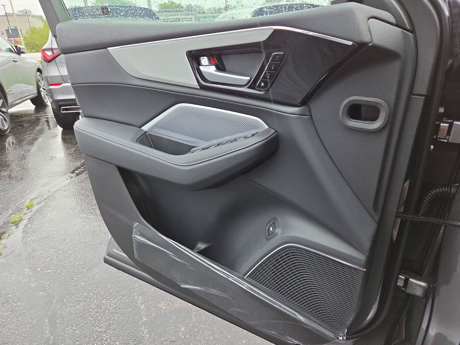 New 2026 Acura MDX w/ Technology Package AWD/4WD image 16