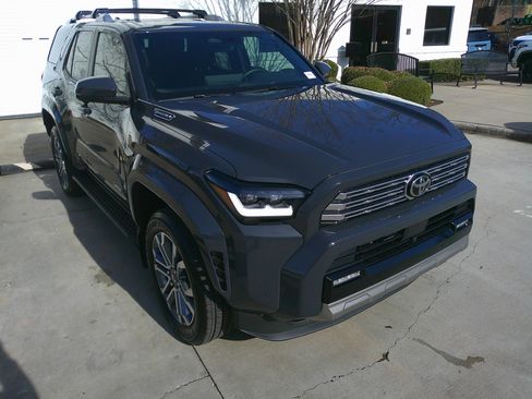 Used 2025 Toyota 4Runner Limited image 2