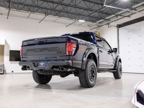 Used 2025 Ford F150 Raptor w/ Equipment Group 803A Raptor R image 4