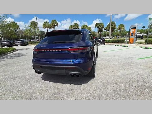 Used 2024 Porsche Macan w/ Premium Plus Package image 37