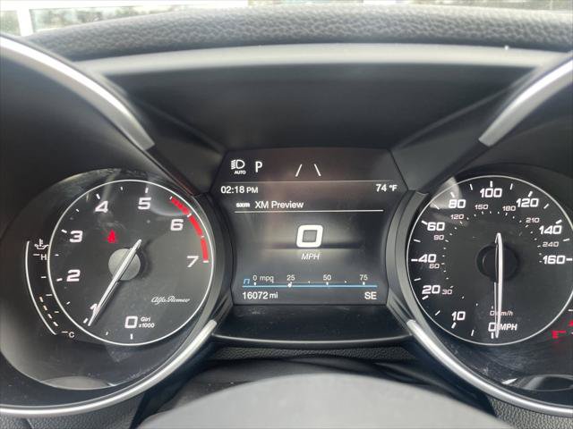 Certified 2022 Alfa Romeo Giulia Veloce AWD/4WD image 24