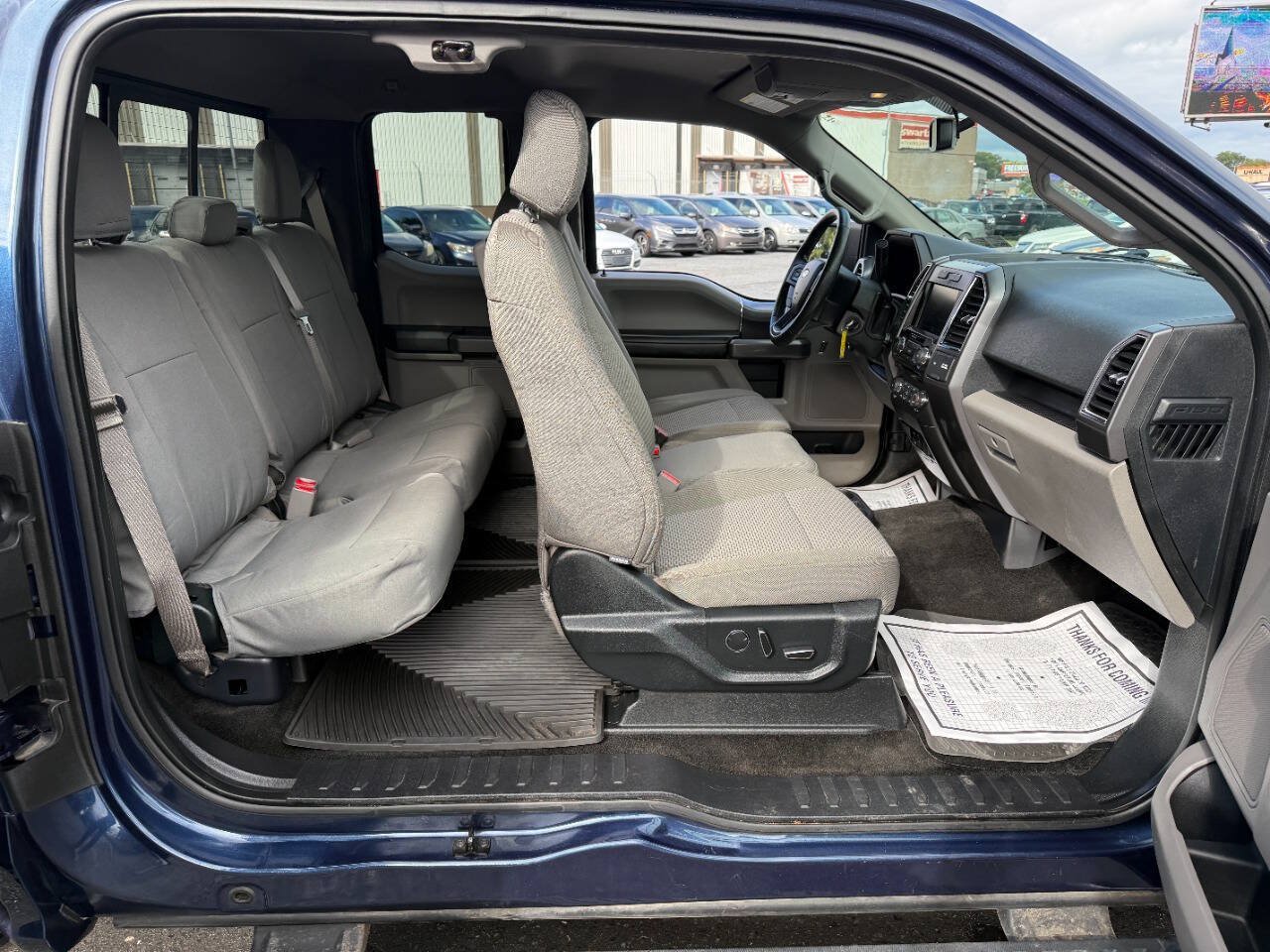 Used 2015 Ford F150 XLT w/ Equipment Group 302A Luxury AWD/4WD image 32