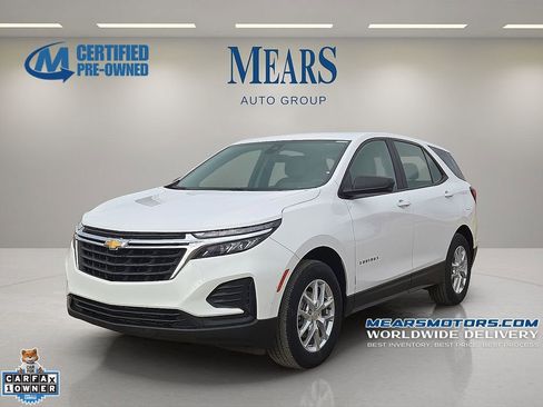 Used 2024 Chevrolet Equinox LS image 1