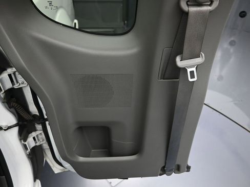 Used 2018 Nissan Frontier S image 18