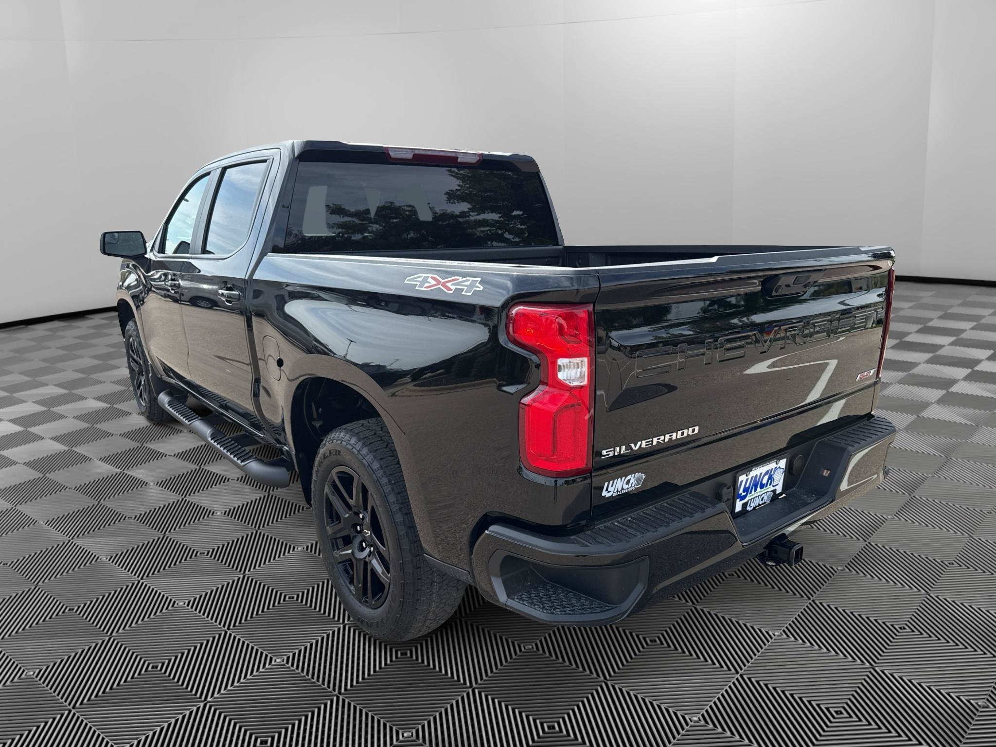 New 2026 Chevrolet Silverado 1500 RST w/ RST Select Package AWD/4WD image 3