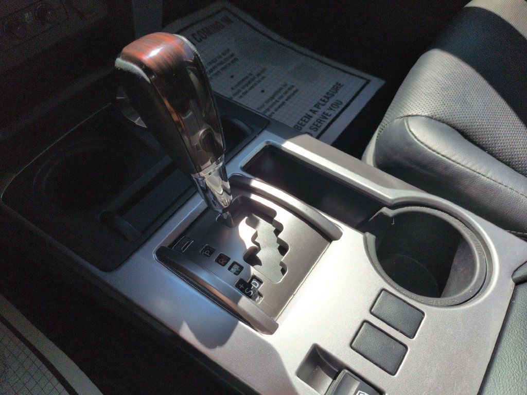 Used 2024 Toyota 4Runner Limited AWD/4WD image 24