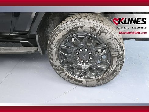 New 2025 GMC Hummer EV 2X w/ LPO, Sport Package AWD/4WD image 11