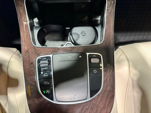 Used 2023 Mercedes-Benz E 350 4MATIC Sedan image 28