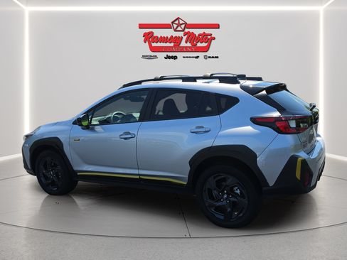Used 2025 Subaru Crosstrek 2.5i Sport AWD/4WD image 3