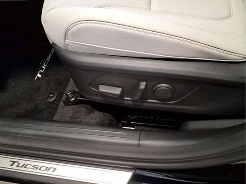 New 2026 Hyundai Tucson Limited AWD/4WD image 17