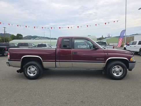 Used 2001 Dodge Ram 2500 Truck 2WD Quad Cab image 6