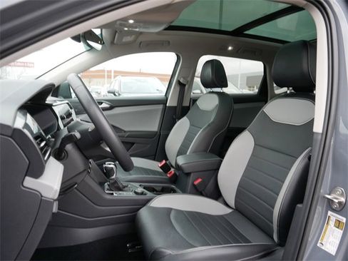 Certified 2023 Volkswagen Taos SEL image 15