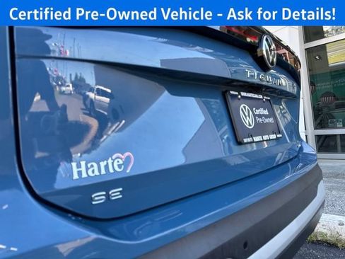 Certified 2025 Volkswagen Tiguan SE w/ Panoramic Sunroof Package AWD/4WD image 10