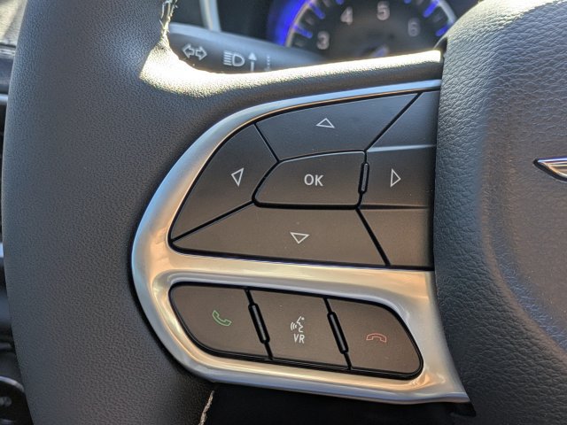 New 2026 Chrysler Pacifica Select FWD image 28