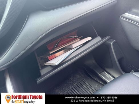 Used 2022 Toyota Highlander XSE image 32