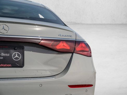 New 2026 Mercedes-Benz E 450 4MATIC Sedan image 10