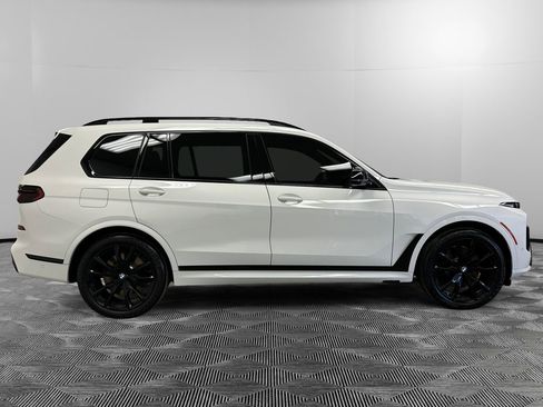 Used 2025 BMW X7 M60i w/ M Sport Professional Package AWD/4WD image 6
