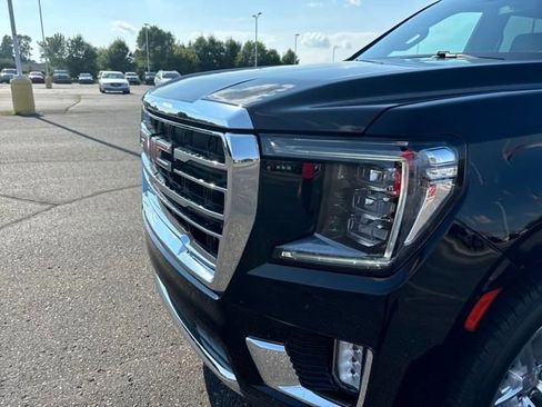 Used 2021 GMC Yukon SLT w/ SLT Luxury Plus Package image 36