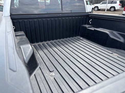 Used 2022 Toyota Tacoma SR5 image 28